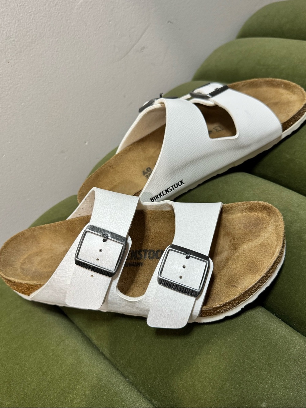 Birkenstock Arizona Birko-Floor White Double-Buckle Slide Sandals Comfy Coastal - Picture 2 of 8